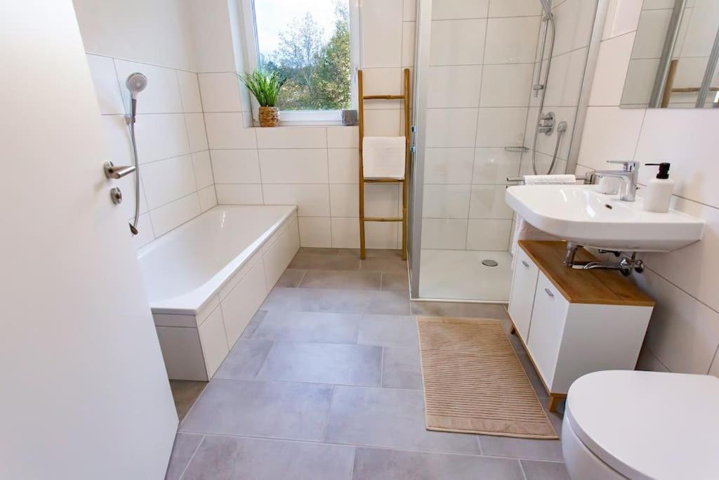 ラールGrosse Cozy 4-Zi-Whg Mit Balkon Naehe Europa Park Und Rulanticaアパートメント エクステリア 写真